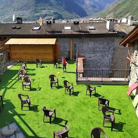 Ostello Del Castello Tirano Kültér fotó