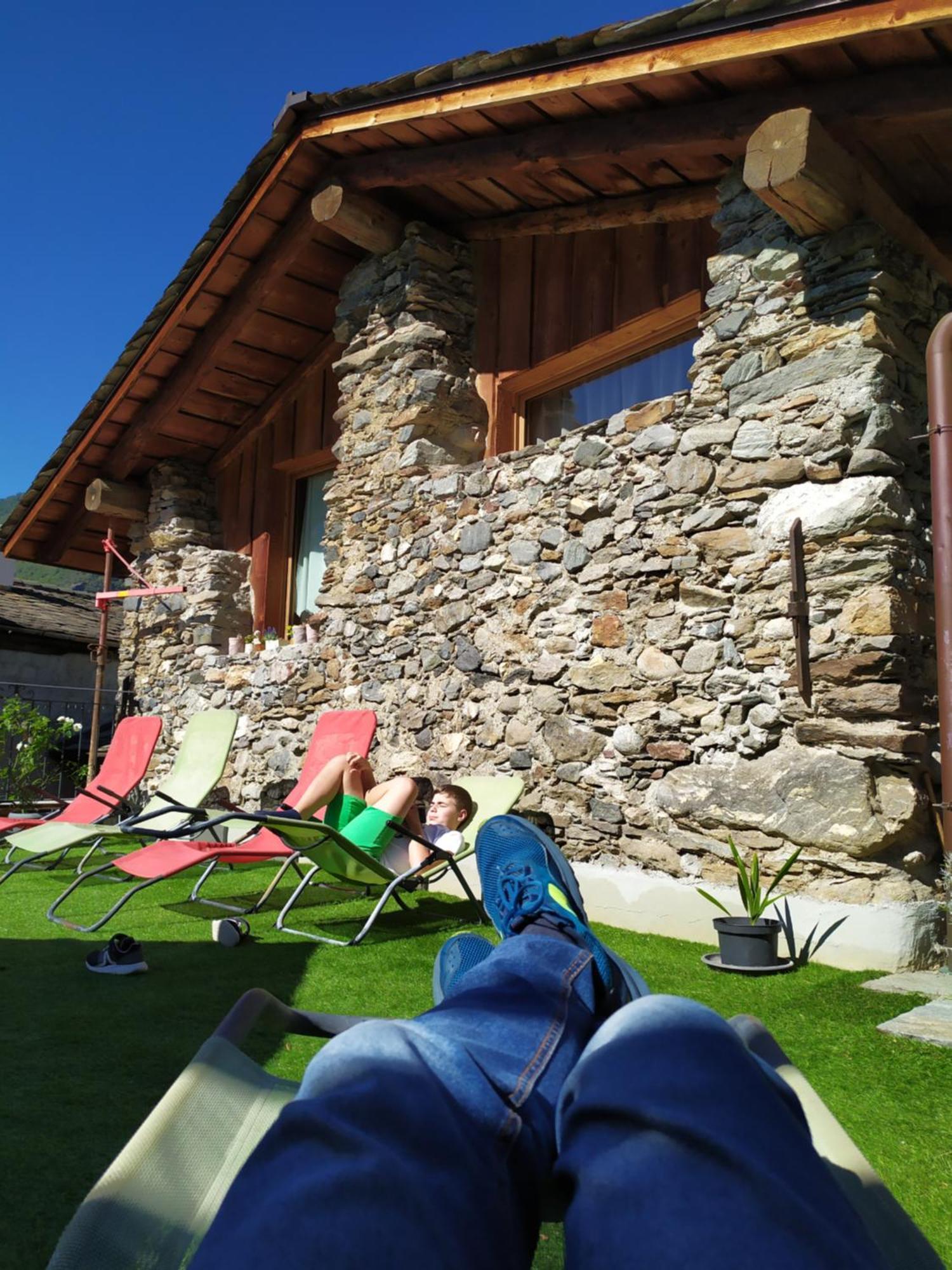 Ostello Del Castello Tirano Kültér fotó
